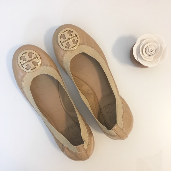 Tory Burch Shoes - Tory Burch Caroline Elastic Ballerina Flat Beige 6